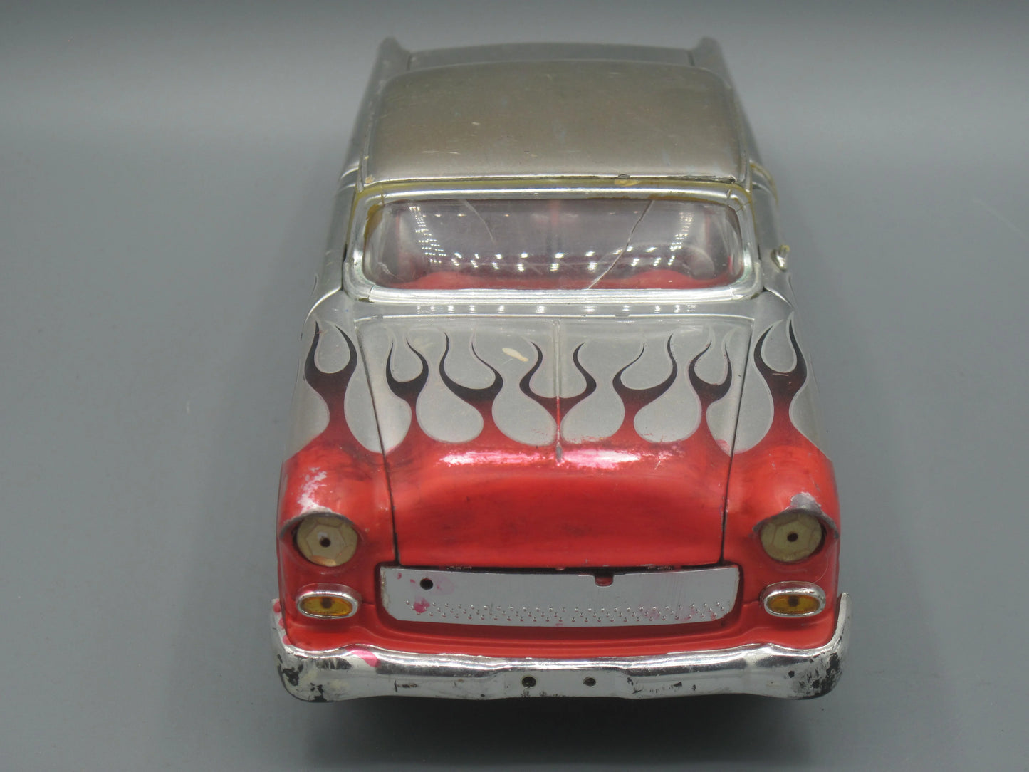Jada Chevrolet Bel Air OldSkool 1955 Silver & Red