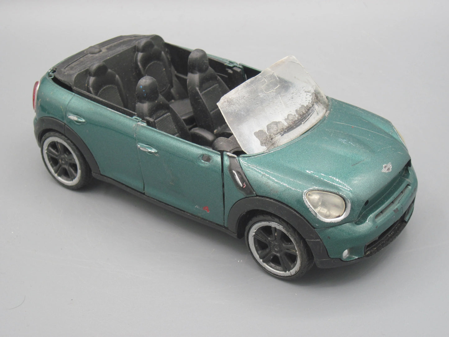 Motor Max Mini Cooper S Countryman Green