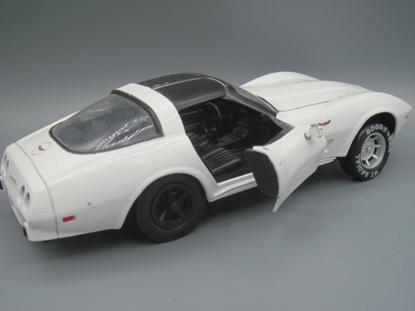 Motor Max Chevrolet Corvette 1979 White