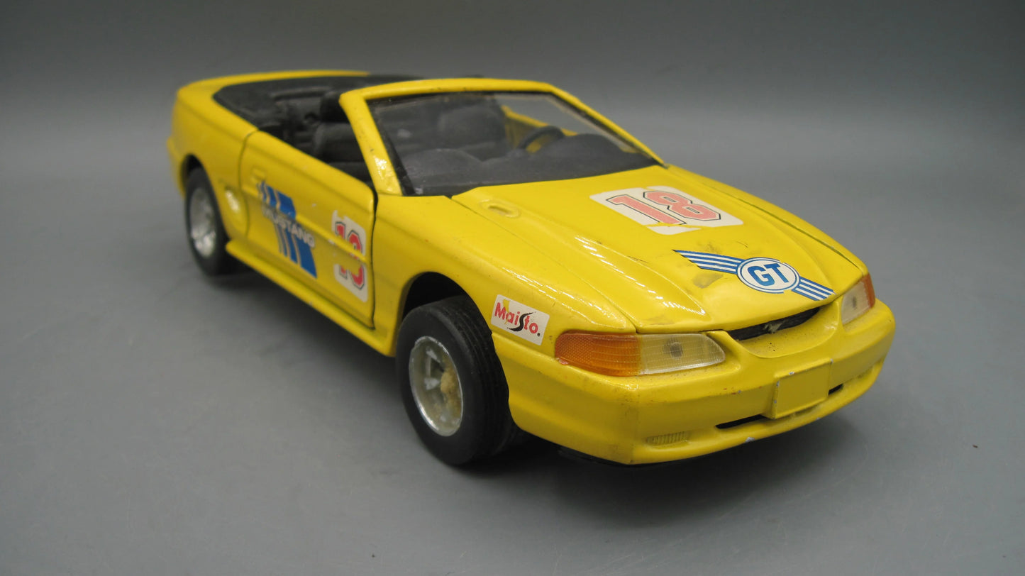Maisto Mustang GT 1994 Yellow