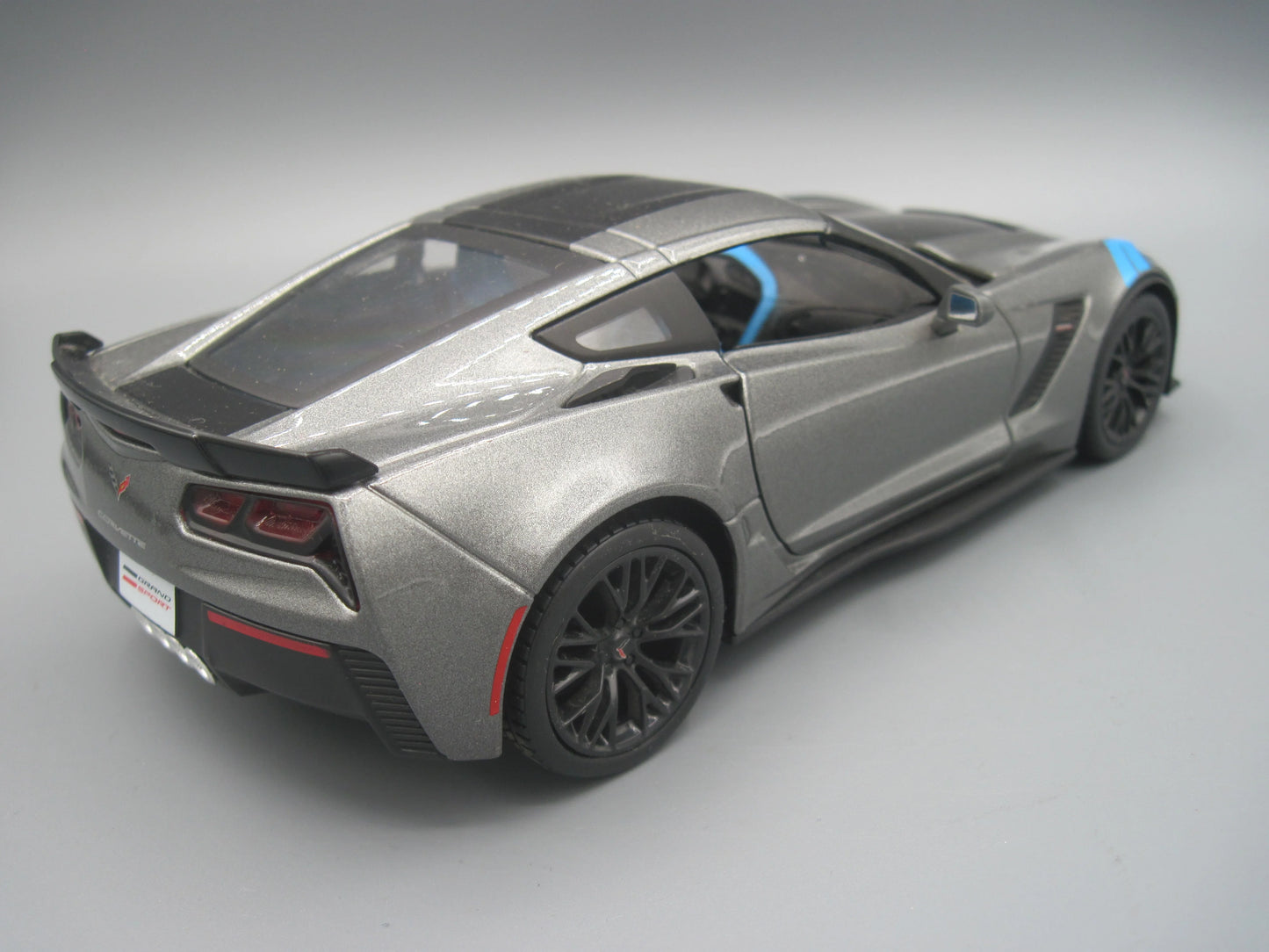 Maisto Special Edition Chevrolet Corvette Grand Sport 2017 Grey