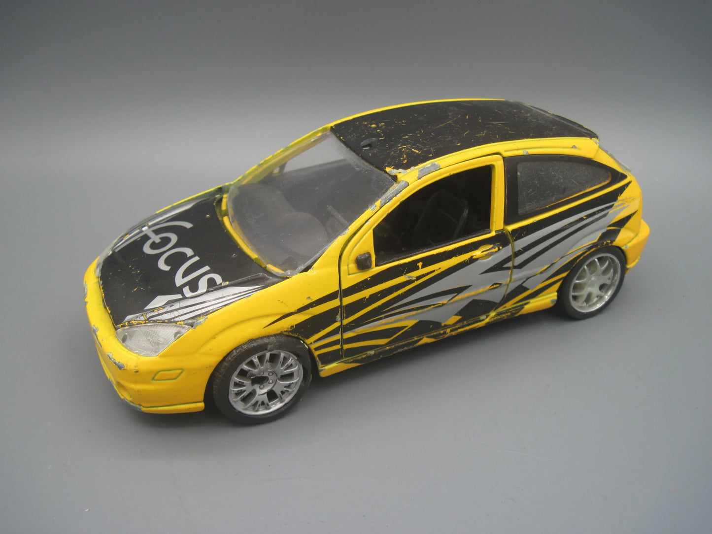 Maisto Ford Focus TribalzX3 Yellow & Black