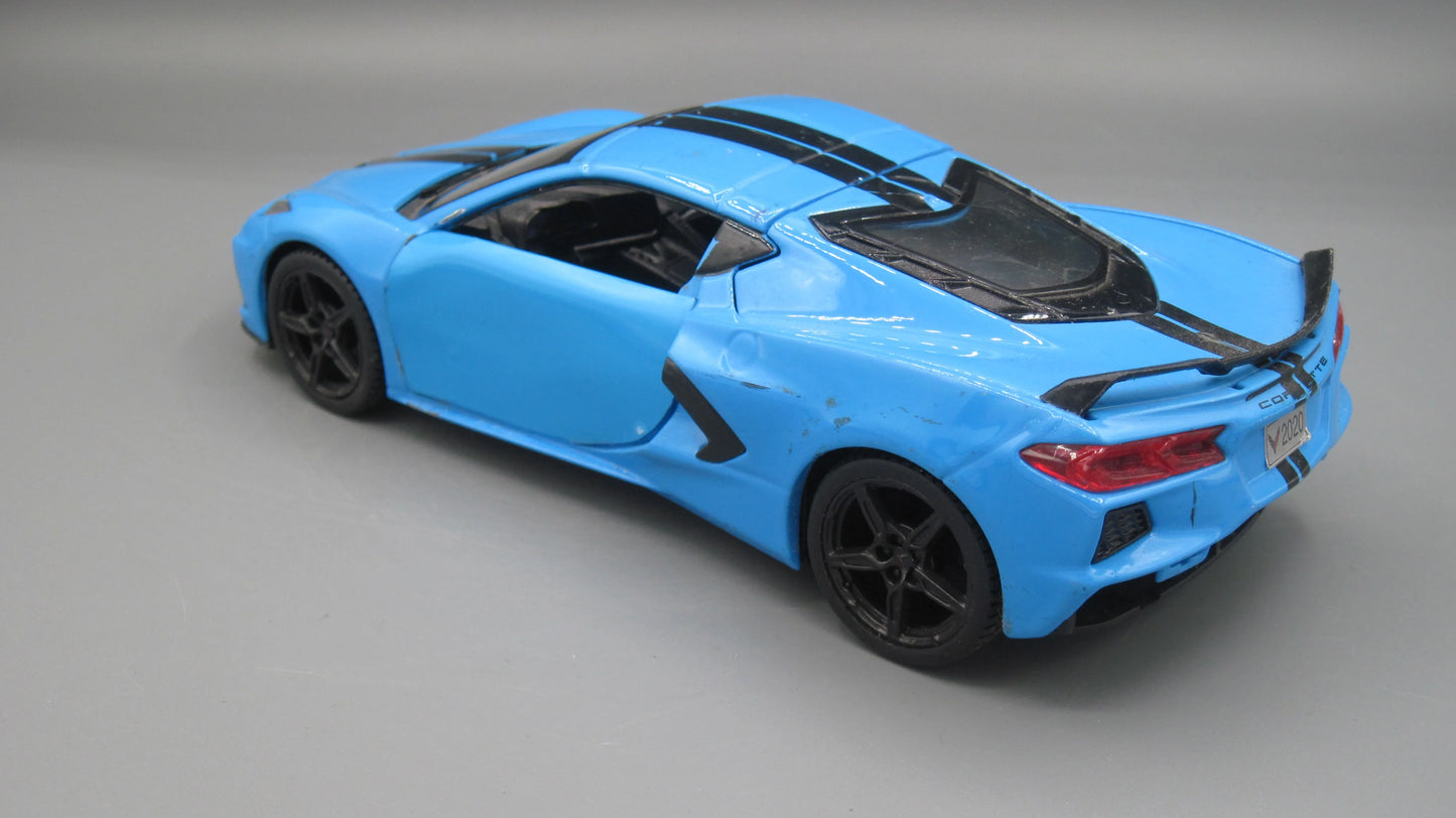 Maisto Chevrolet Corvette Stingray Coupe Blue