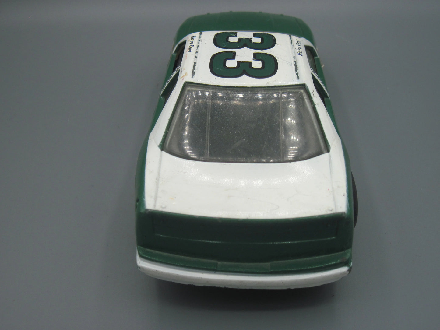 Racing Champions Harry Gant #33 Oldsmobile Nascar 1993 Green & White