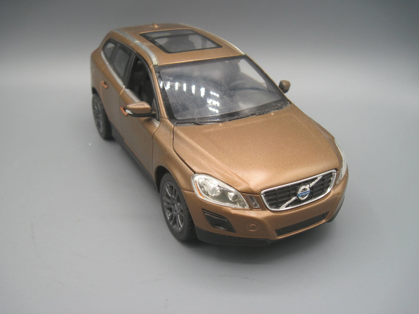 Rastar Volvo XC 60 Brown
