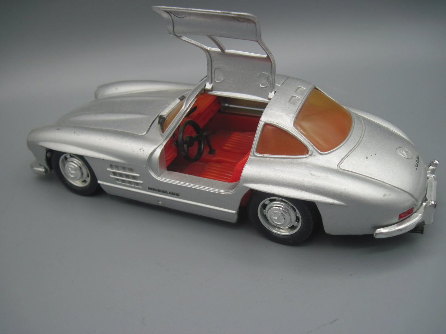 Revell Mercedes-Benz 300 SL Silver