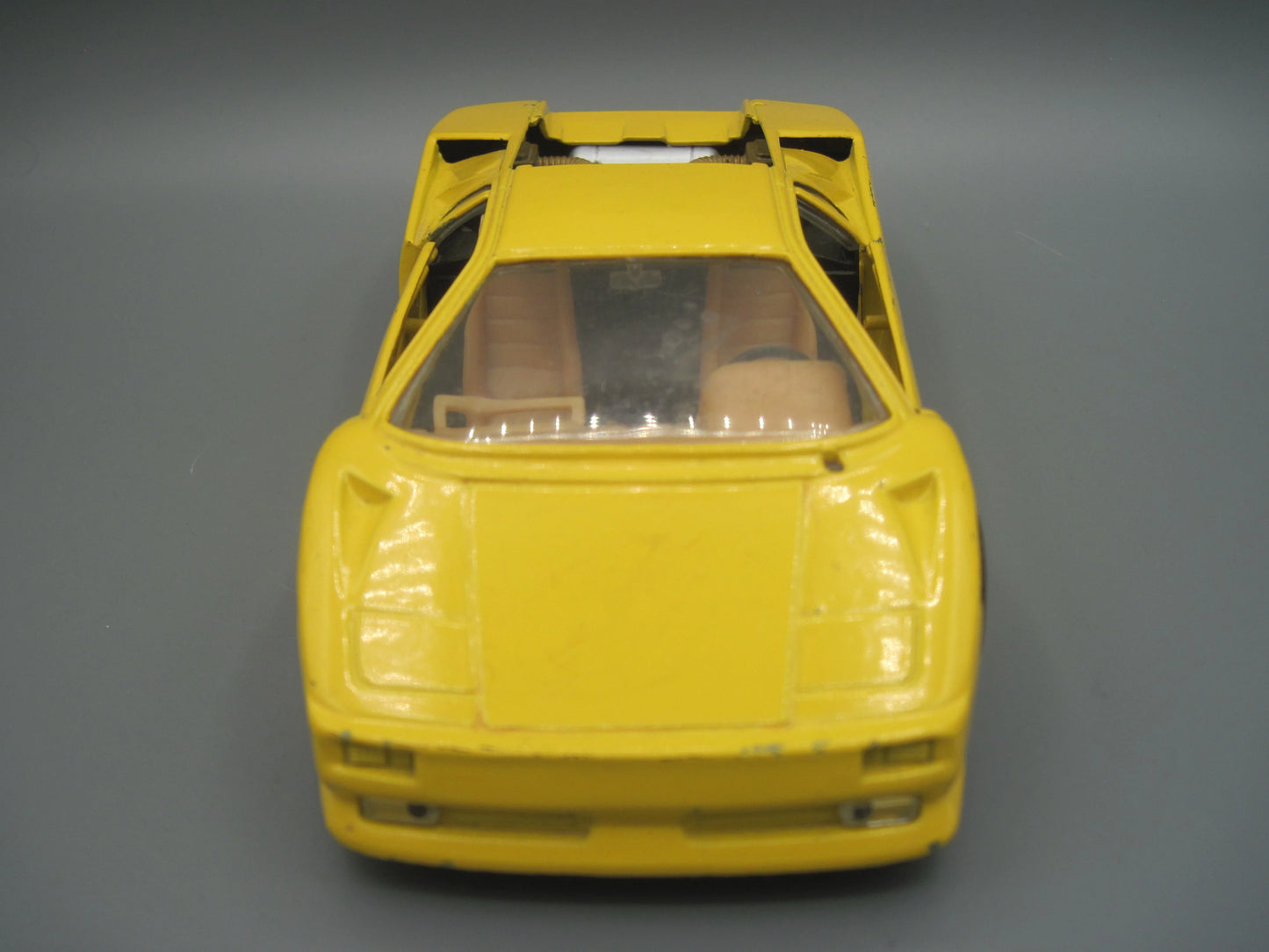 SMTS Lamborghini Diablo Yellow