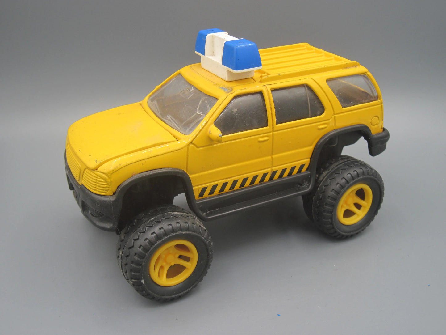 Soma Mighty Wheels 4x4 Yellow