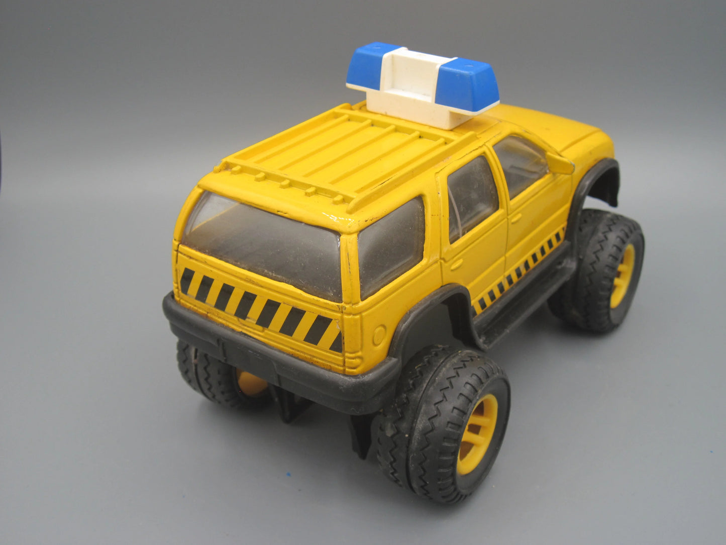 Soma Mighty Wheels 4x4 Yellow