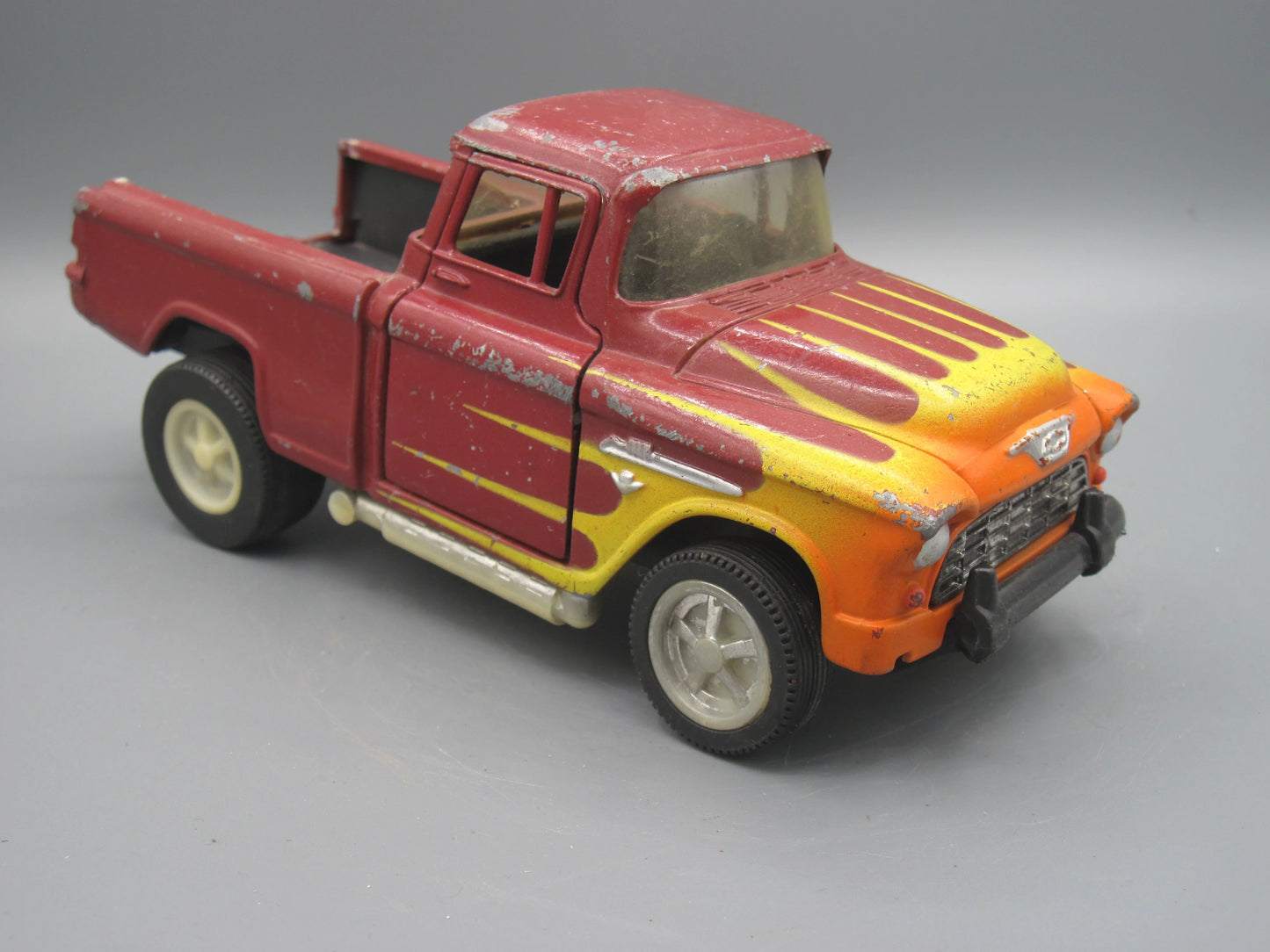 Tootsie Toy Chevy Cameo 3100 V8 1955 Maroon