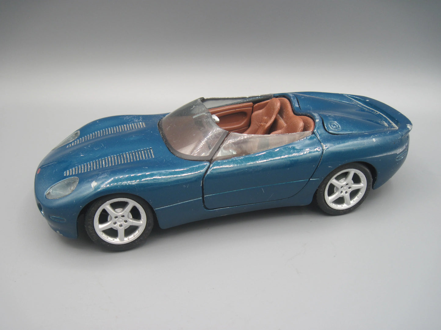 Maisto Jaguar XK 180 Green