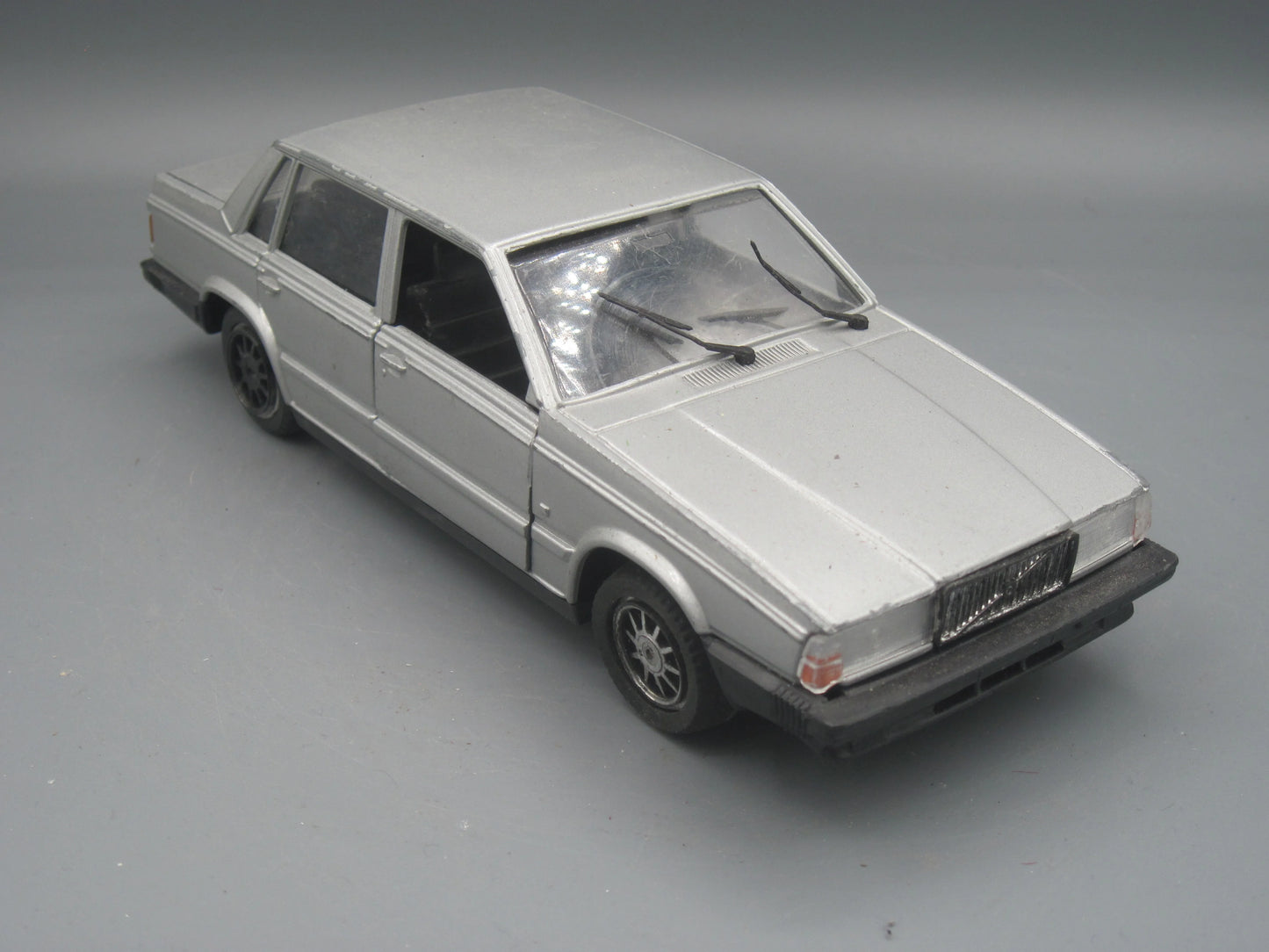 Polistil Volvo 760 GLE S206 Silver