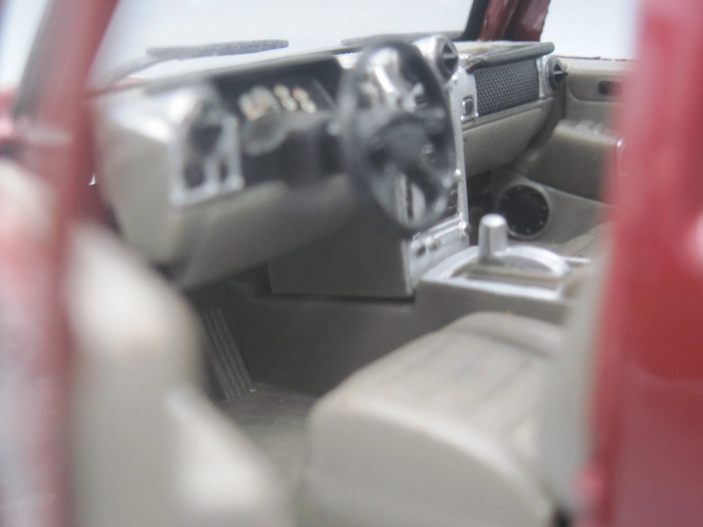 Maisto Hummer H2 Maroon