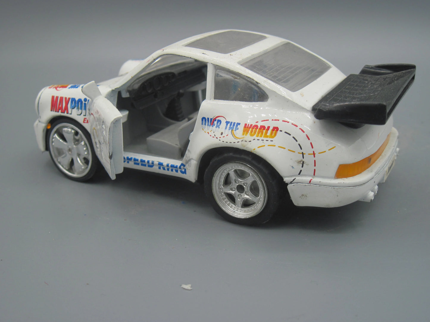 SunnySide Maxpoint Express Champion Sports Car White