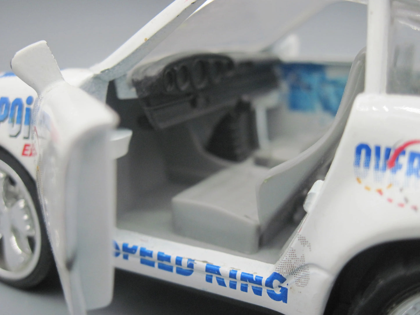 SunnySide Maxpoint Express Champion Sports Car White