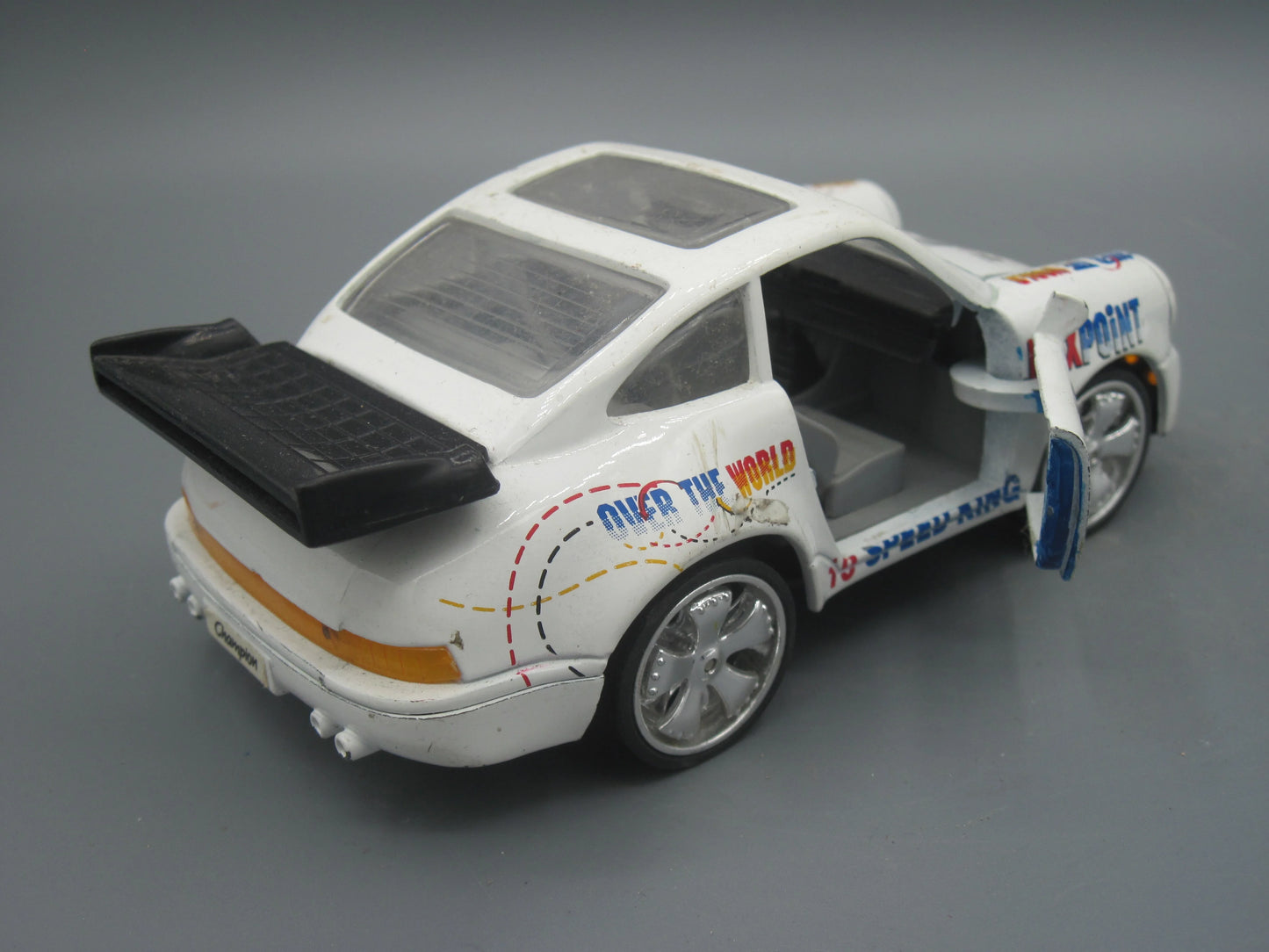 SunnySide Maxpoint Express Champion Sports Car White
