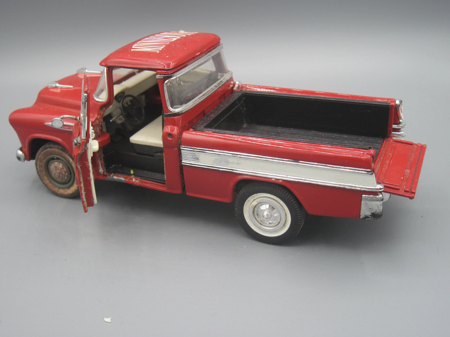 SunnySide Chevy Cameo Pickup 1957 Red