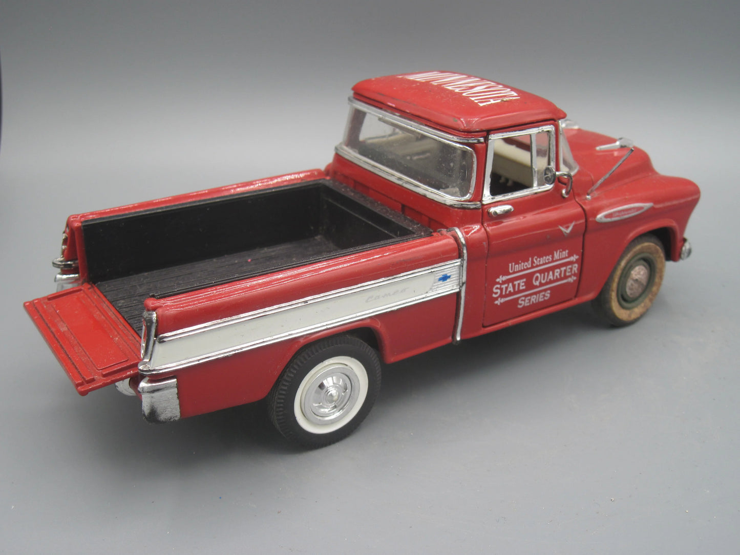 SunnySide Chevy Cameo Pickup 1957 Red