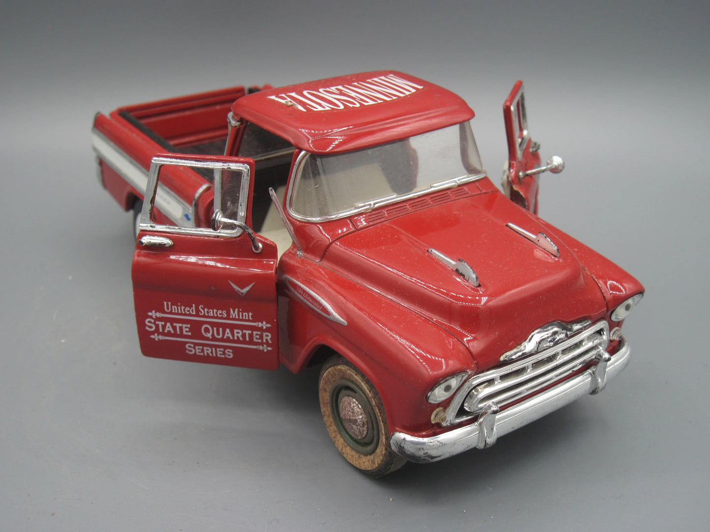 SunnySide Chevy Cameo Pickup 1957 Red