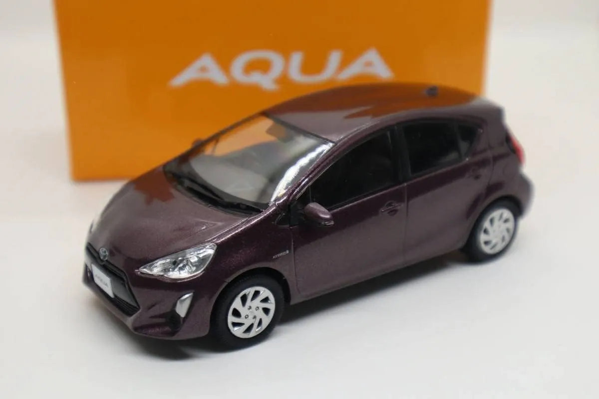 Toyota Official Licensed Product Toyota Aqua Brown