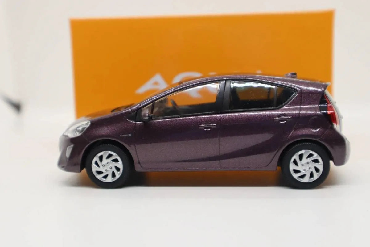 Toyota Official Licensed Product Toyota Aqua Brown