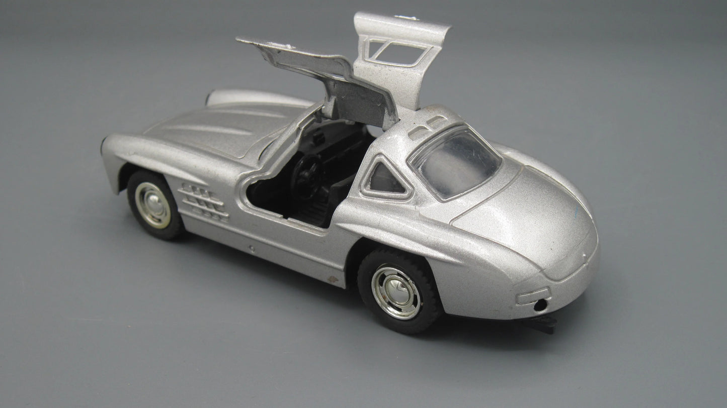 China Mercedes-Benz 300 SL Silver