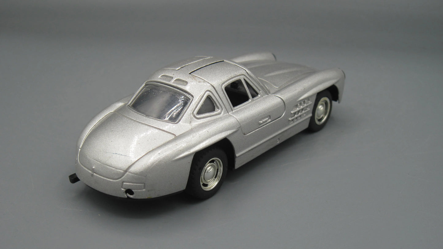 China Mercedes-Benz 300 SL Silver