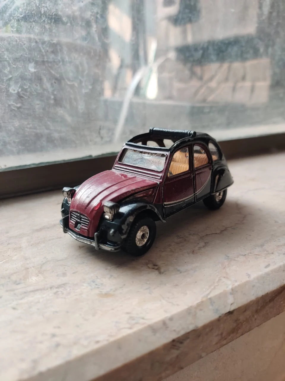Corgi Vintage Citroen 2CV Charleston 1981 Black