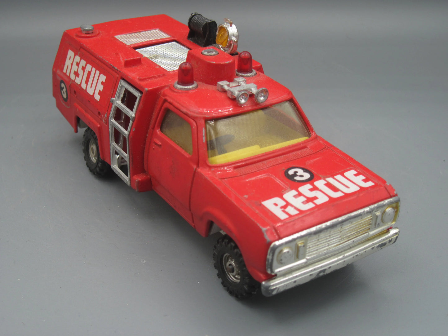 Corgi HCB Angus Firestreak Rescue Red