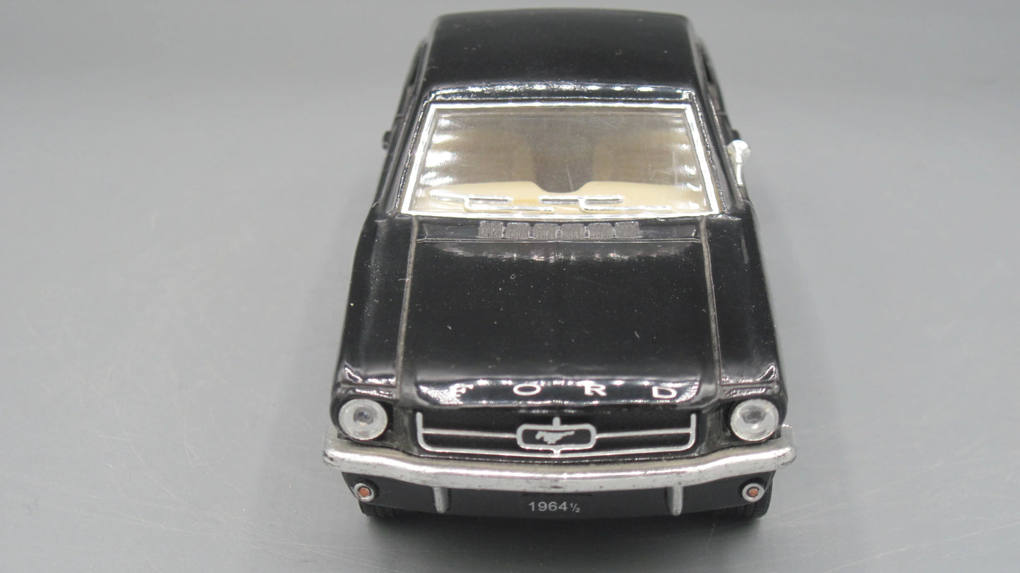 Kinsmart Ford Mustang 1964 Black
