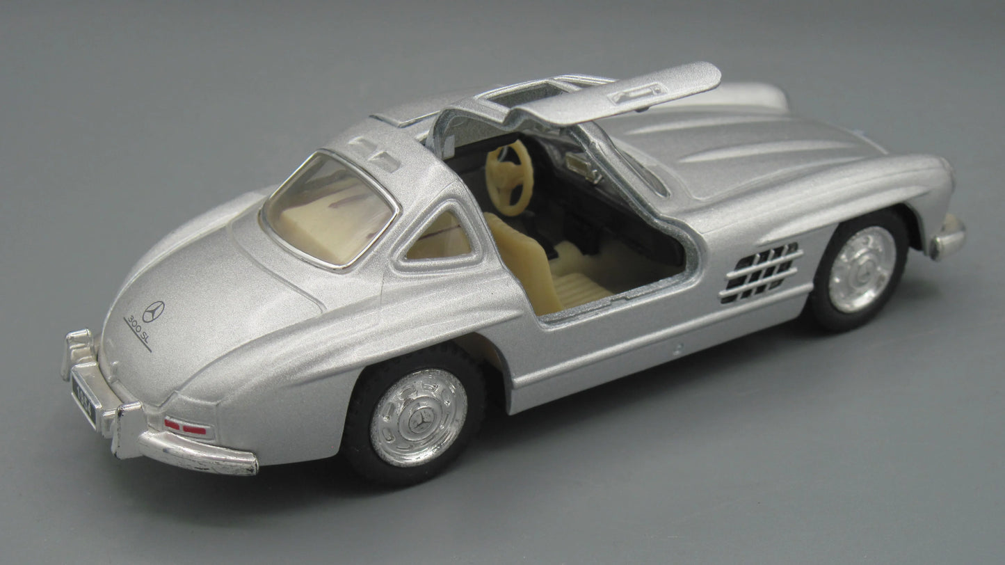 Kinsmart Mercedes-Benz 300 SL 1954 Silver
