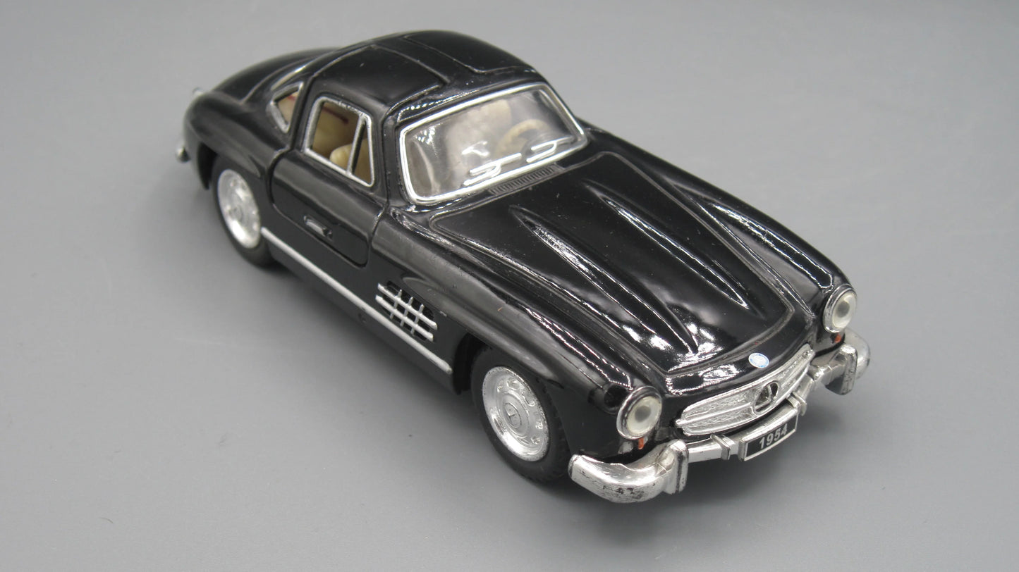 Kinsmart Mercedes-Benz 300 SL 1954 Black