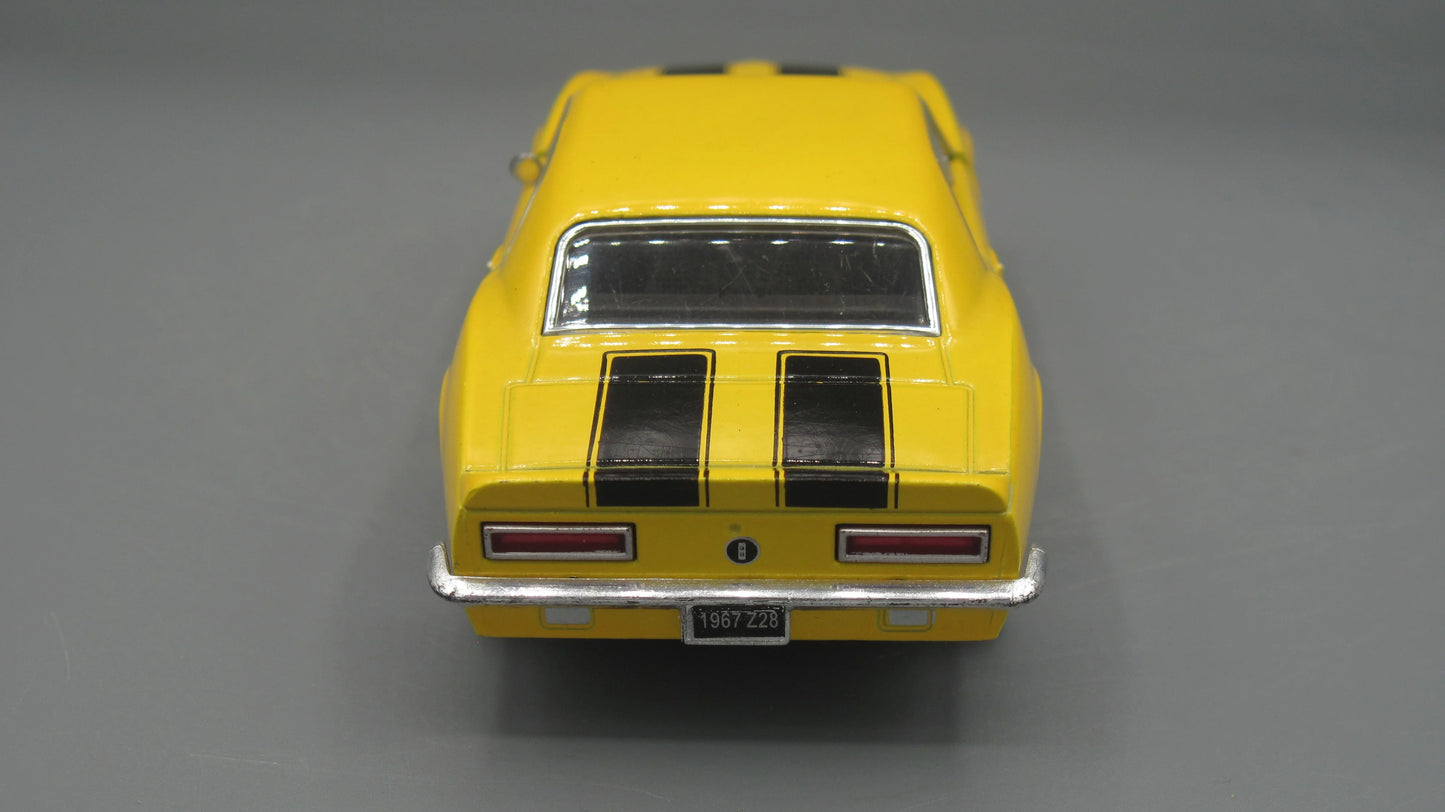 Kinsmart Chevrolet Camaro Z-28 1967 Yellow