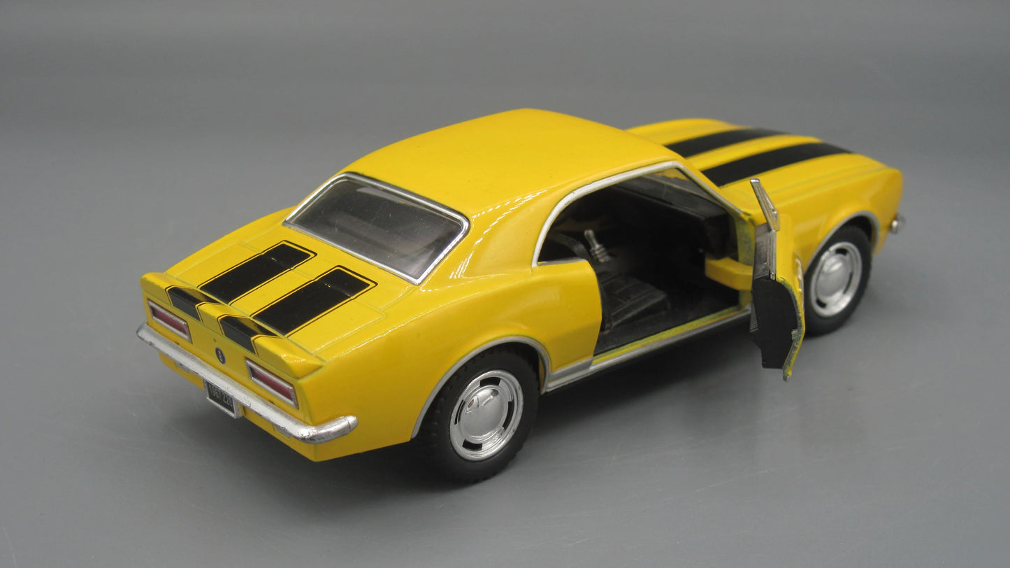 Kinsmart Chevrolet Camaro Z-28 1967 Yellow