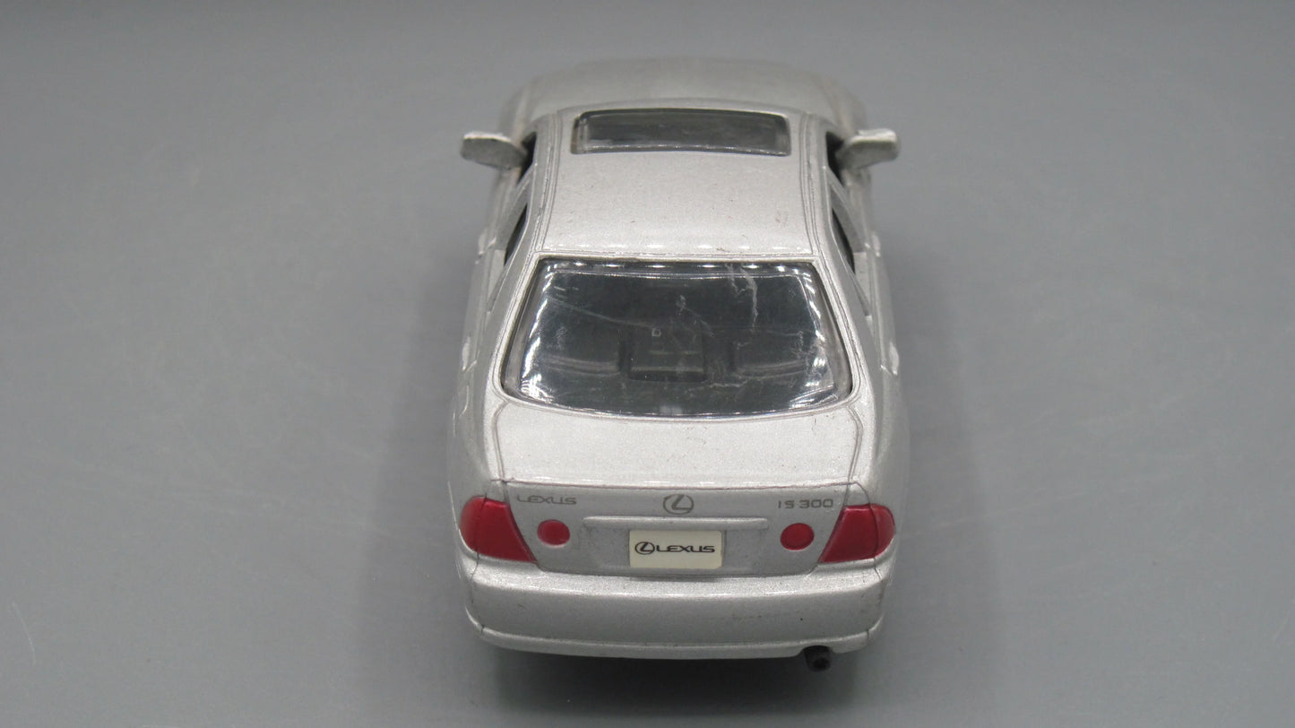 Maisto Lexus IS 300 Silver