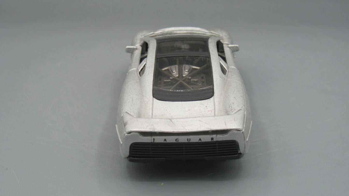Maisto Jaguar XJ 220 Silver