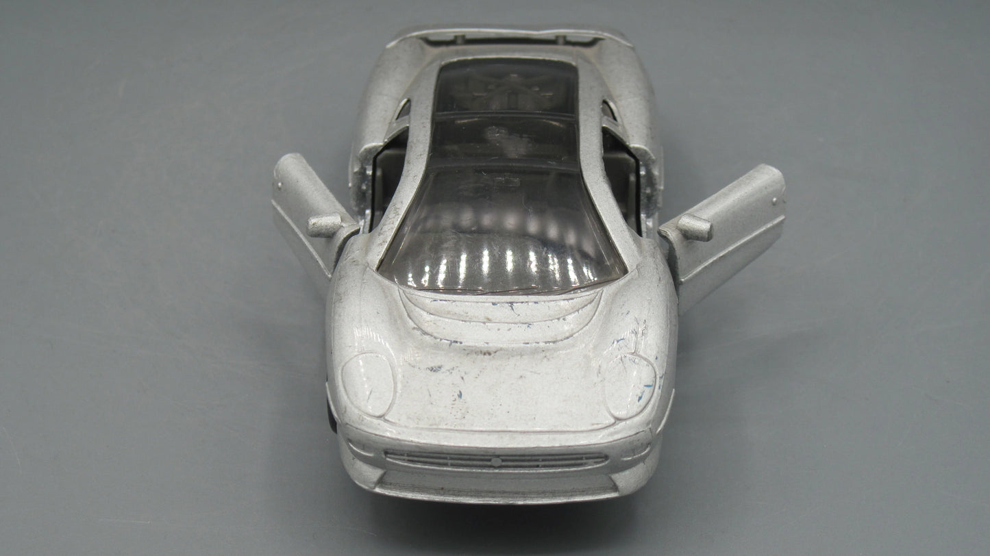 Maisto Jaguar XJ 220 Silver