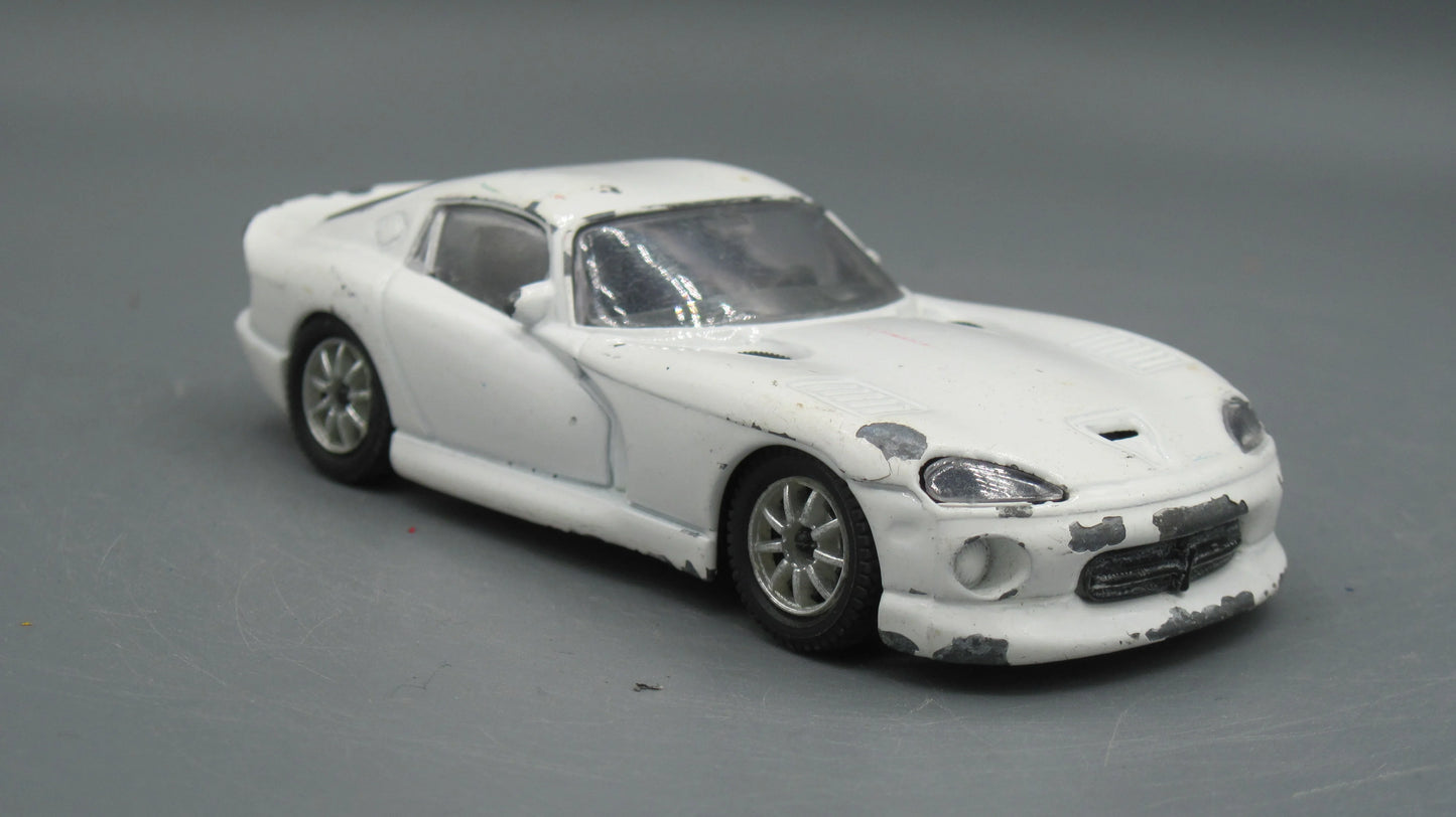 Bburago Dodge Viper GT5 coupe White