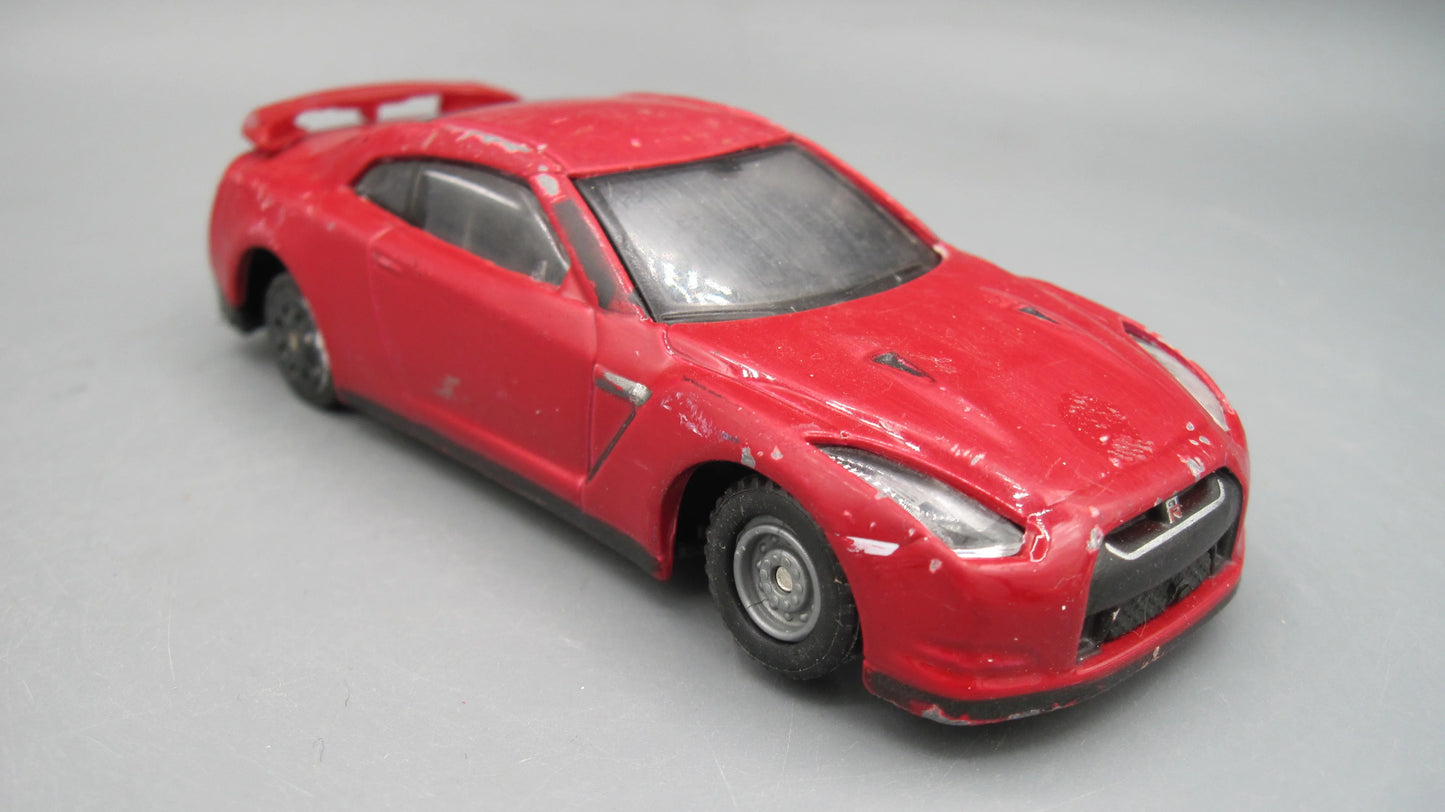 Bburago Nissan GT-R 2009 Maroon