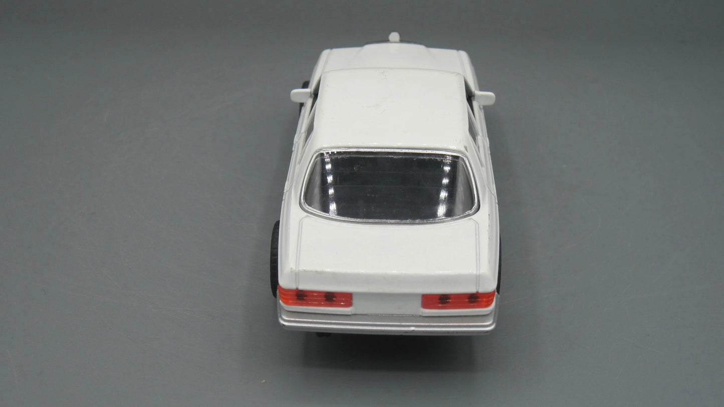 China Mercedes-Benz 450 SEL White