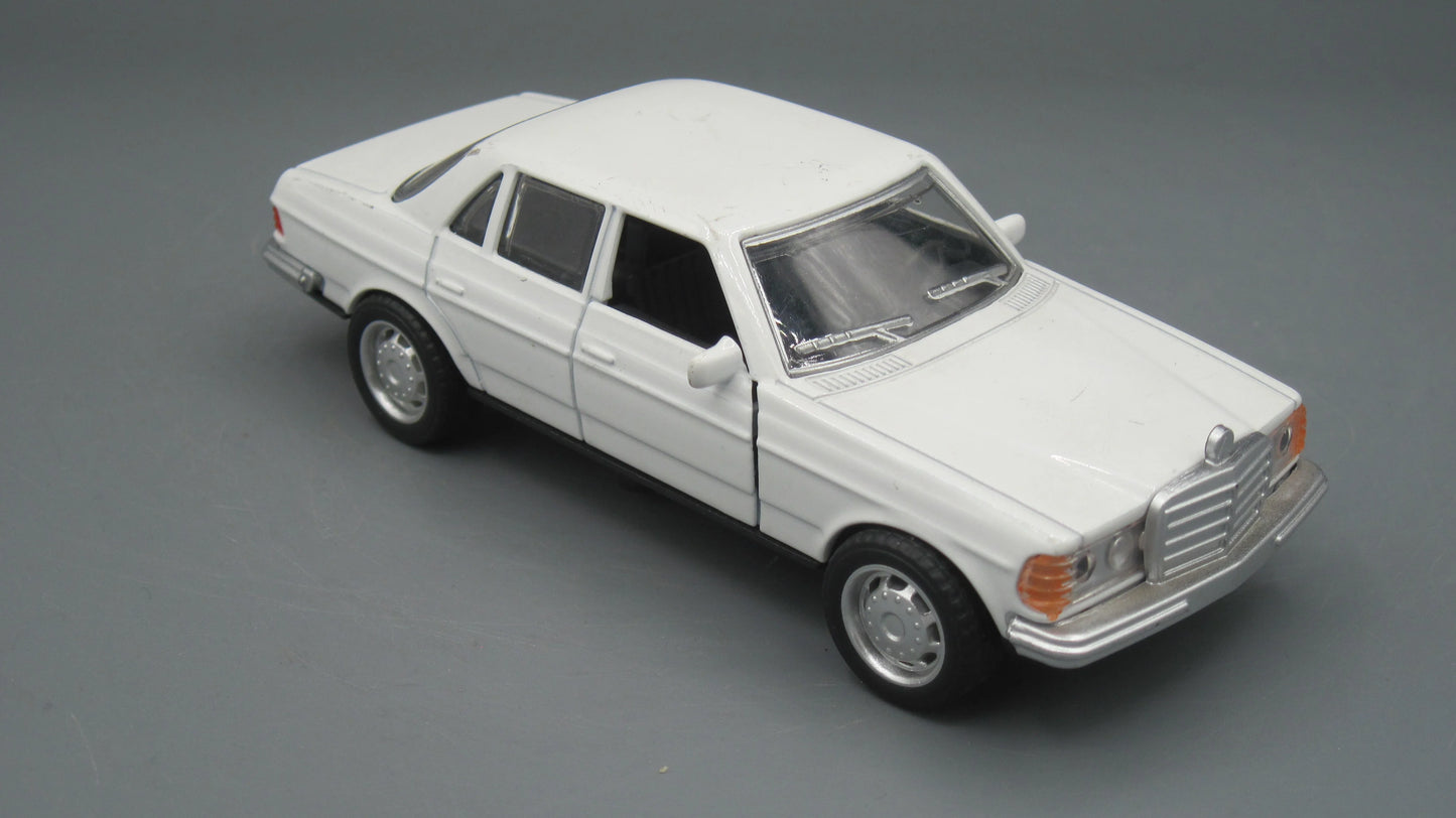 China Mercedes-Benz 450 SEL White