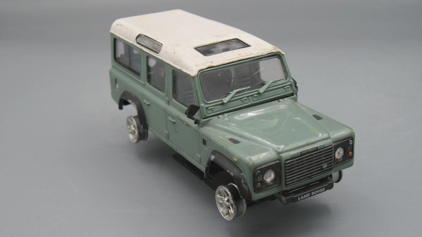 New Discovery Land Rover Defender White and Green