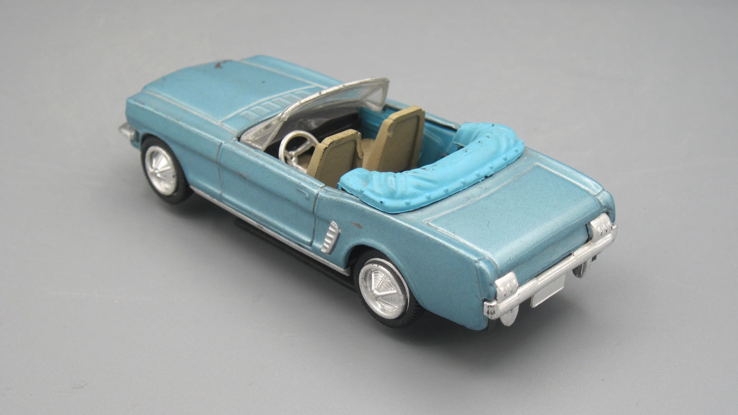 New-Ray Ford Mustang Convertible 1964 Blue