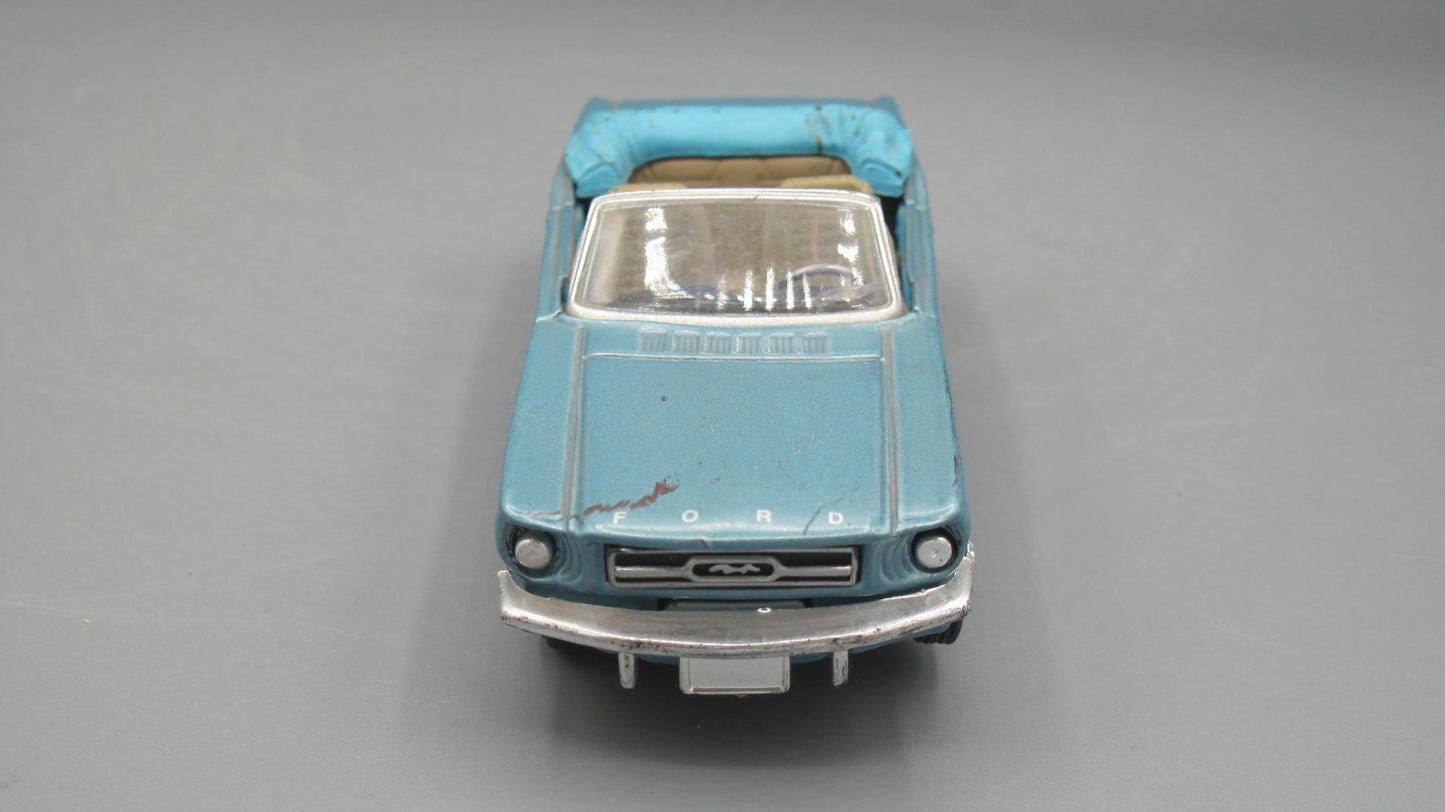 New-Ray Ford Mustang Convertible 1964 Blue