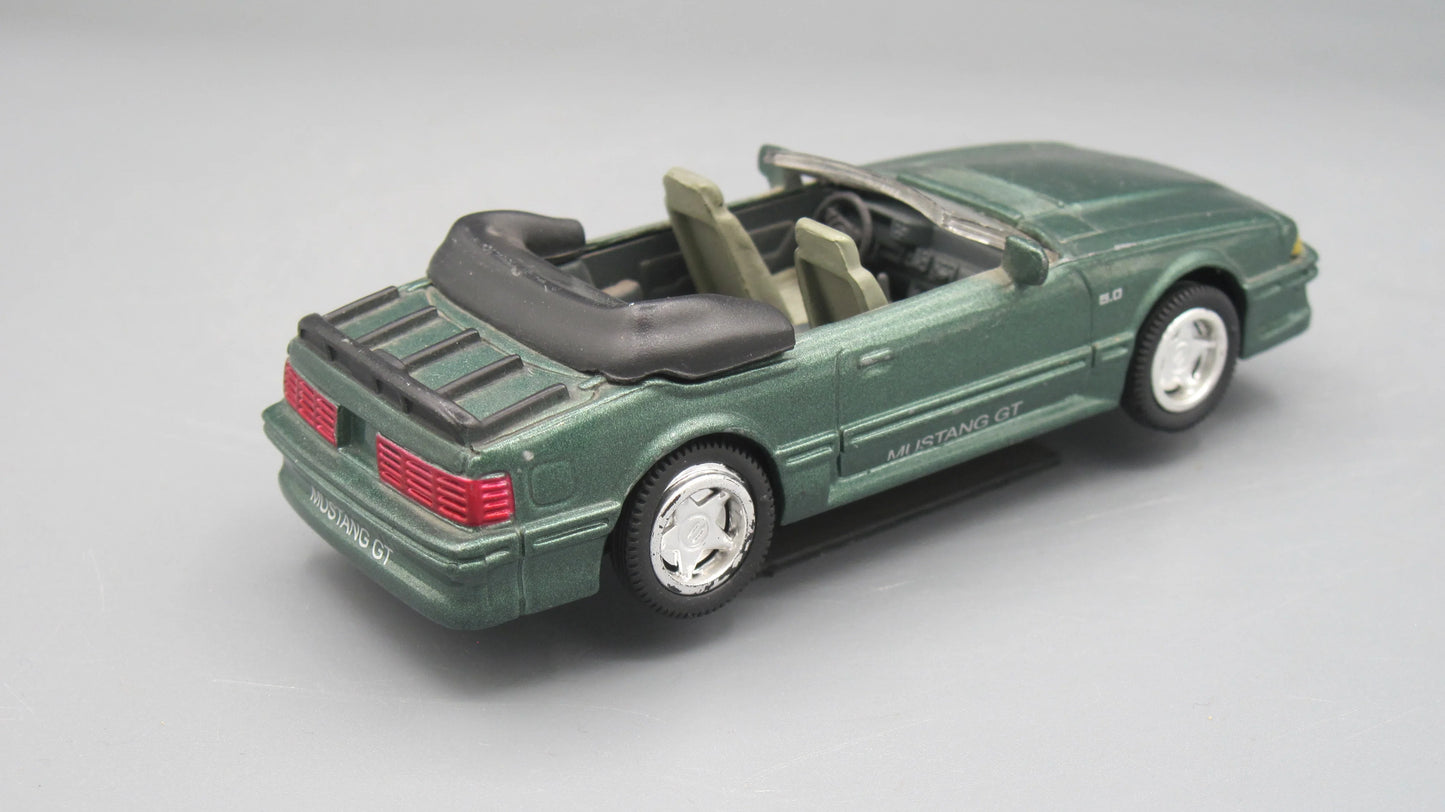 New-Ray Ford Mustang GT CONV. 1989 Green