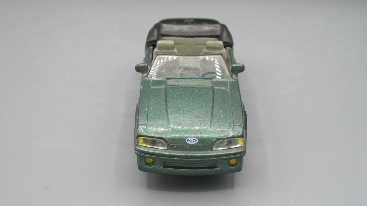 New-Ray Ford Mustang GT CONV. 1989 Green