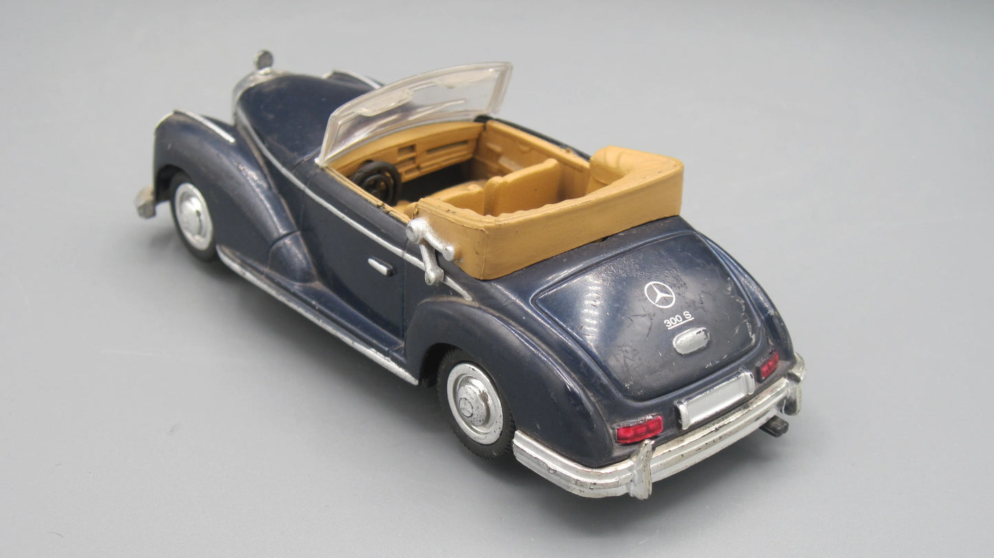 New-Ray Mercedes-Benz 300 S 1955 Blue