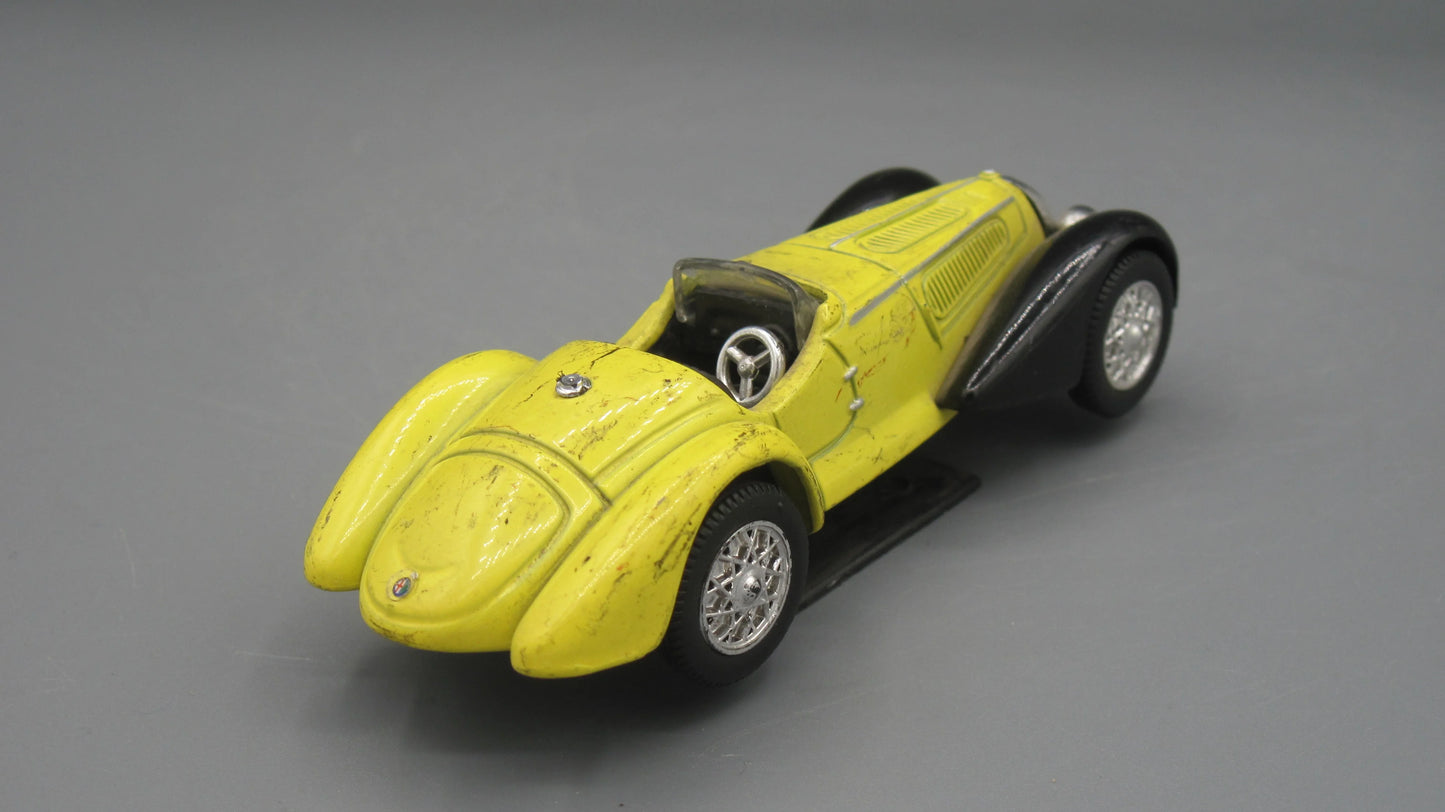 New-Ray Alfa Romeo 8C 2900 1938 Yellow and Black