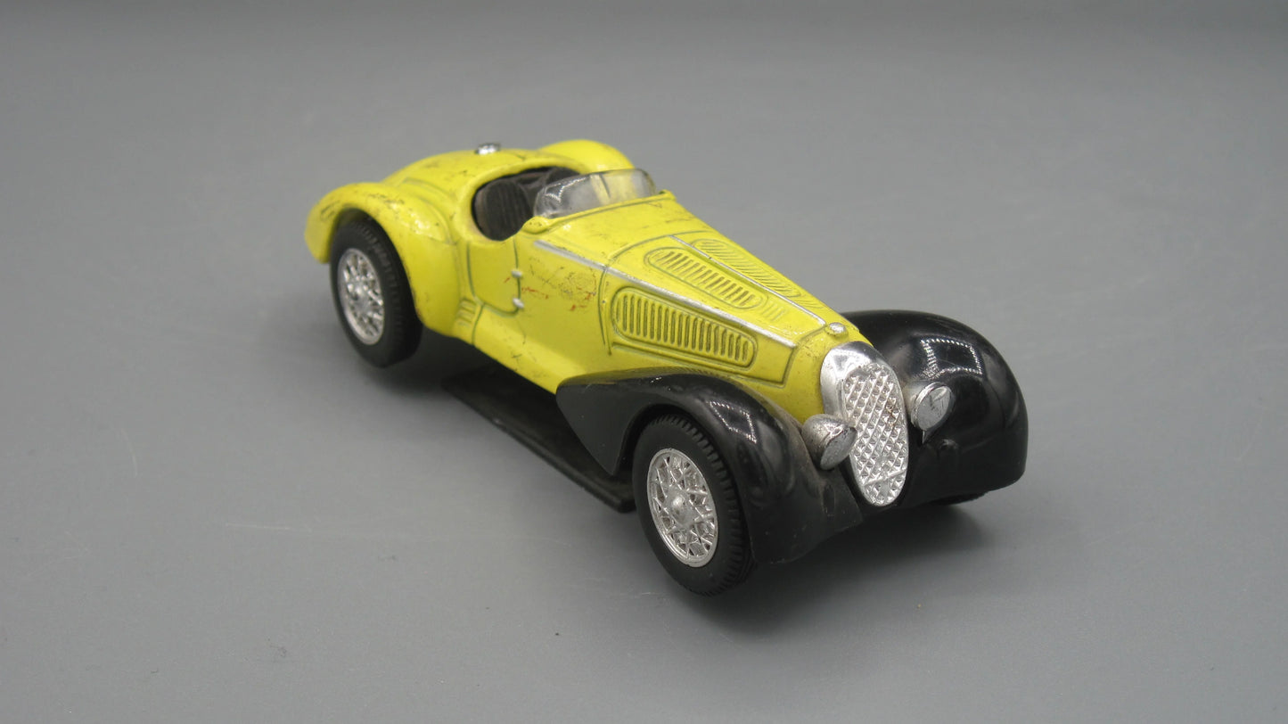 New-Ray Alfa Romeo 8C 2900 1938 Yellow and Black