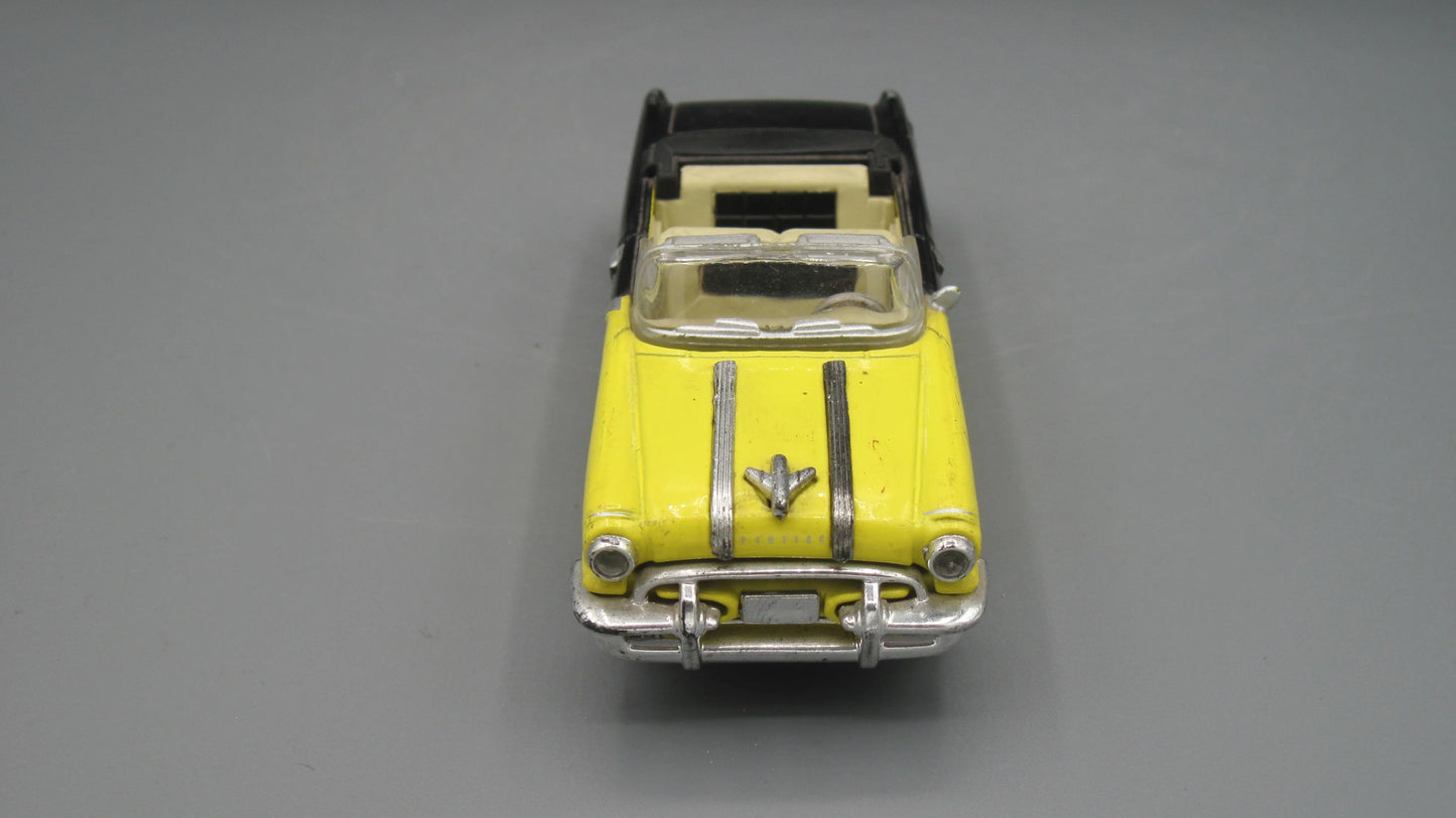 New-Ray Pontiac Starchief 1955 Yellow